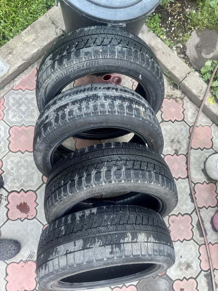 Продам зимнюю резину