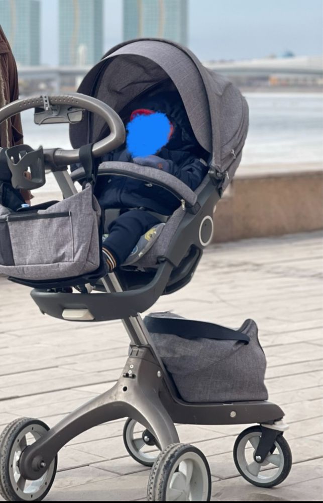 Коляска Stokke