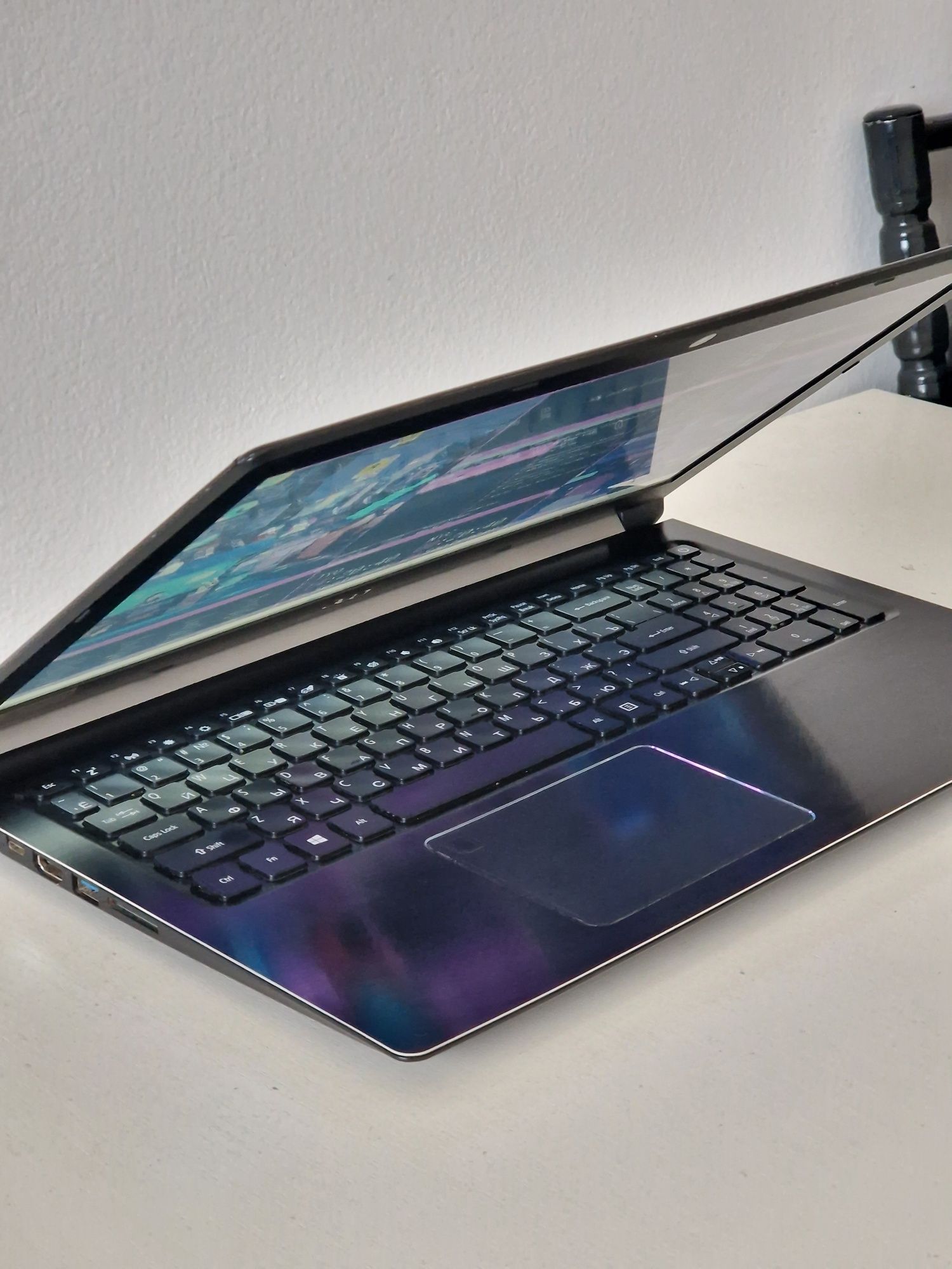 Продам ноутбук Acer Aspire 7/Core i5-8th/GTX 1050ti/SSD/Windows 11 Pro