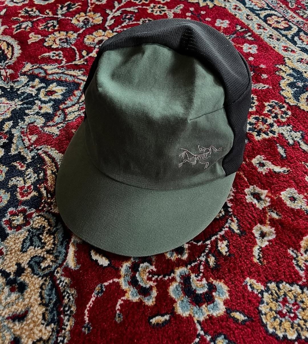 Arc'teryx 1990's cap