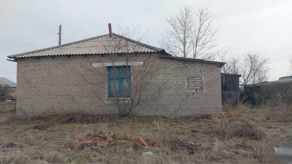 Дом на двух хозяев в Селе Аятской