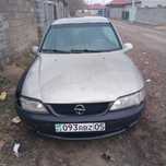 Продам машину Opel Vectra
