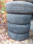 Продам шины зимние Toyo  235/60 R18 б/у