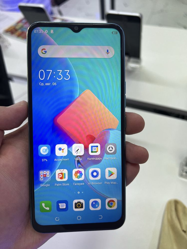 Tecno Spark 8c 128гб озу 4