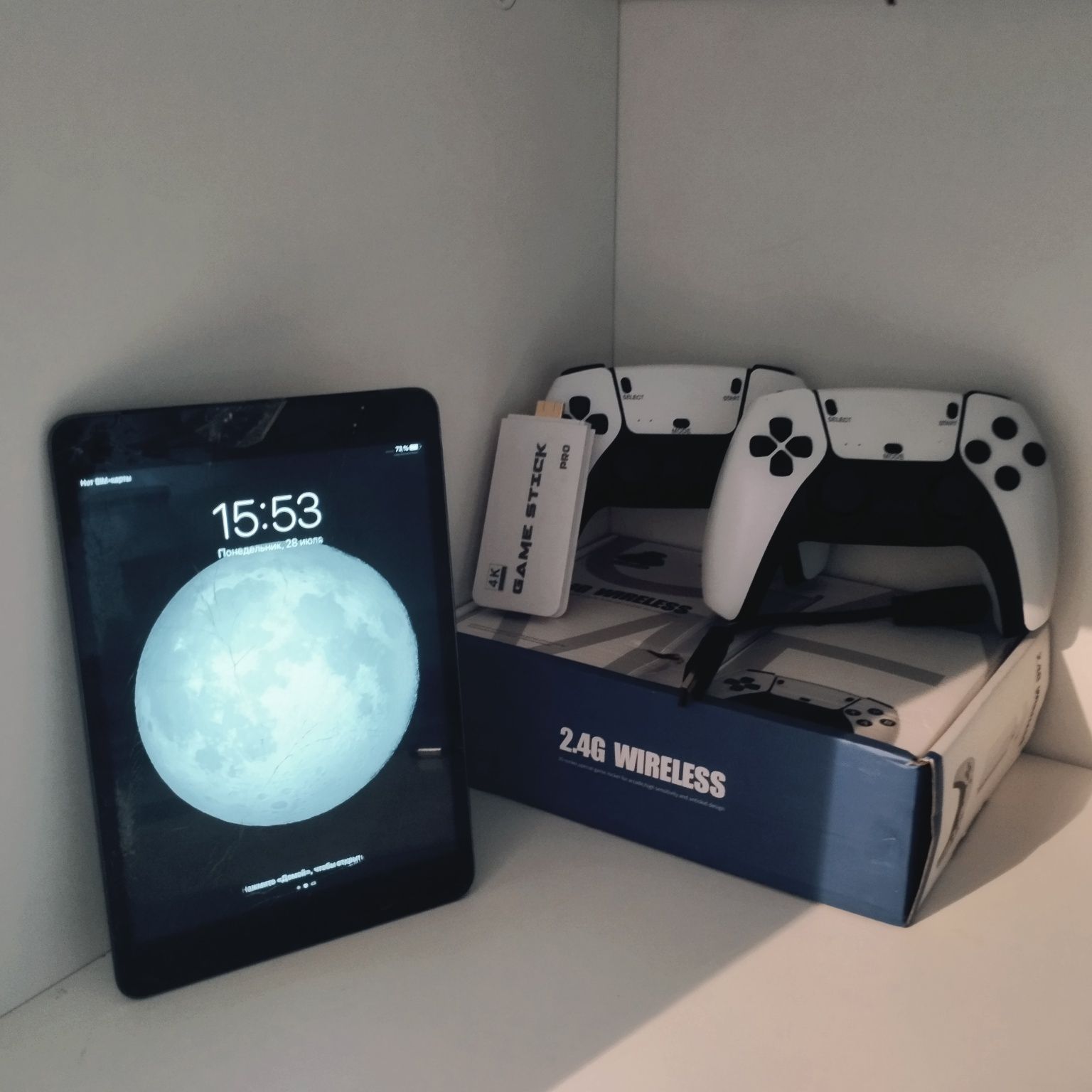 iPad mini 2 + 2.4g игровой контроллер