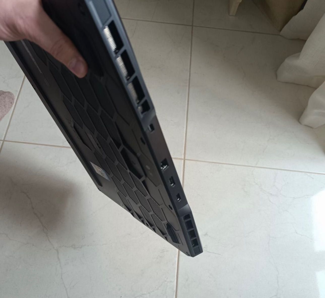 Мощный ноутбук на RTX3070ti
