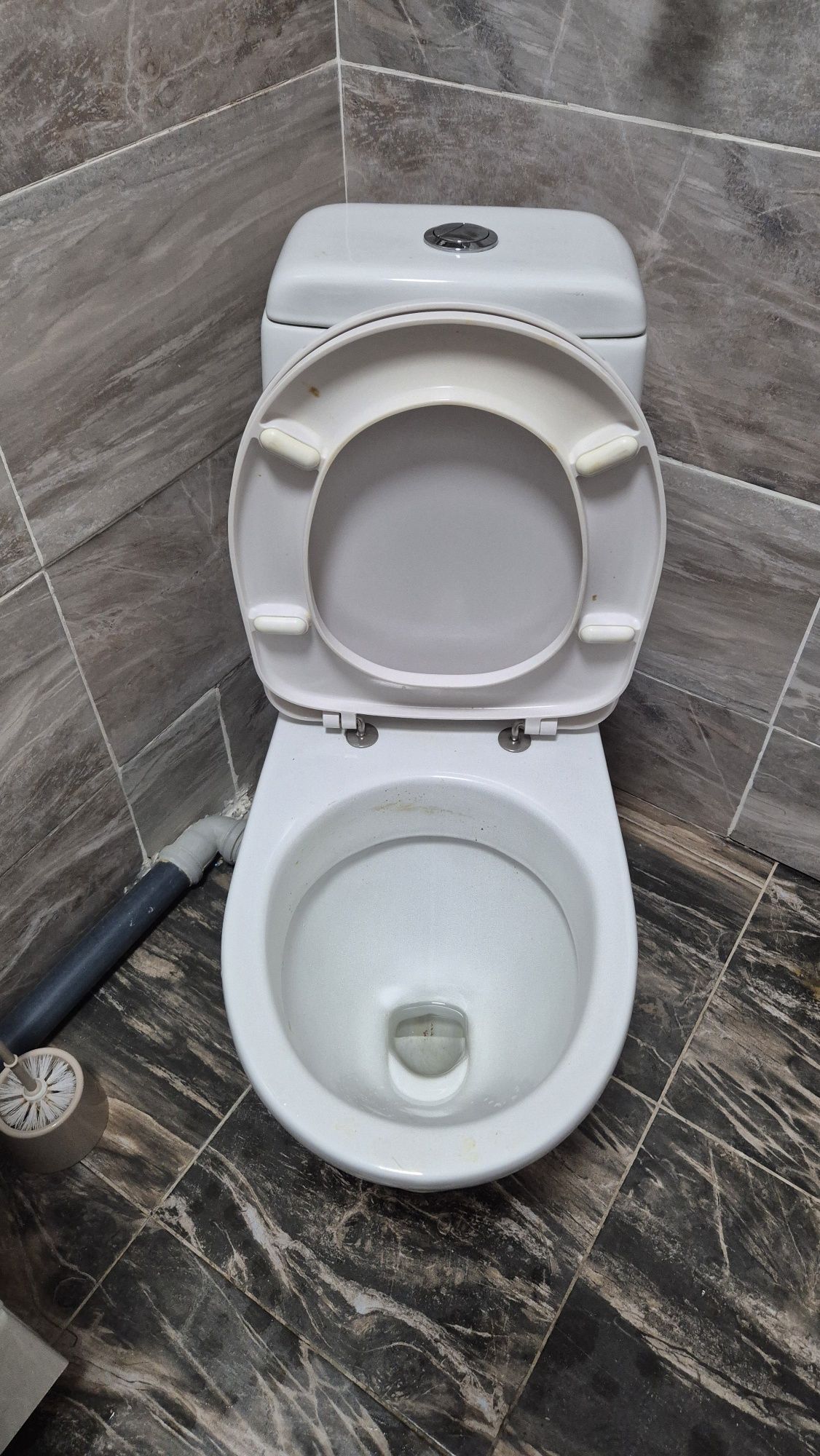 Уитаз с бачком IDDIS.