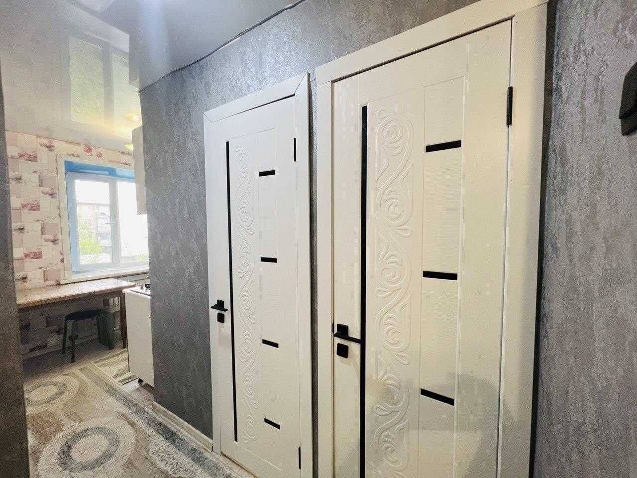 Продам 2х комн по Мира р-н 4 школы