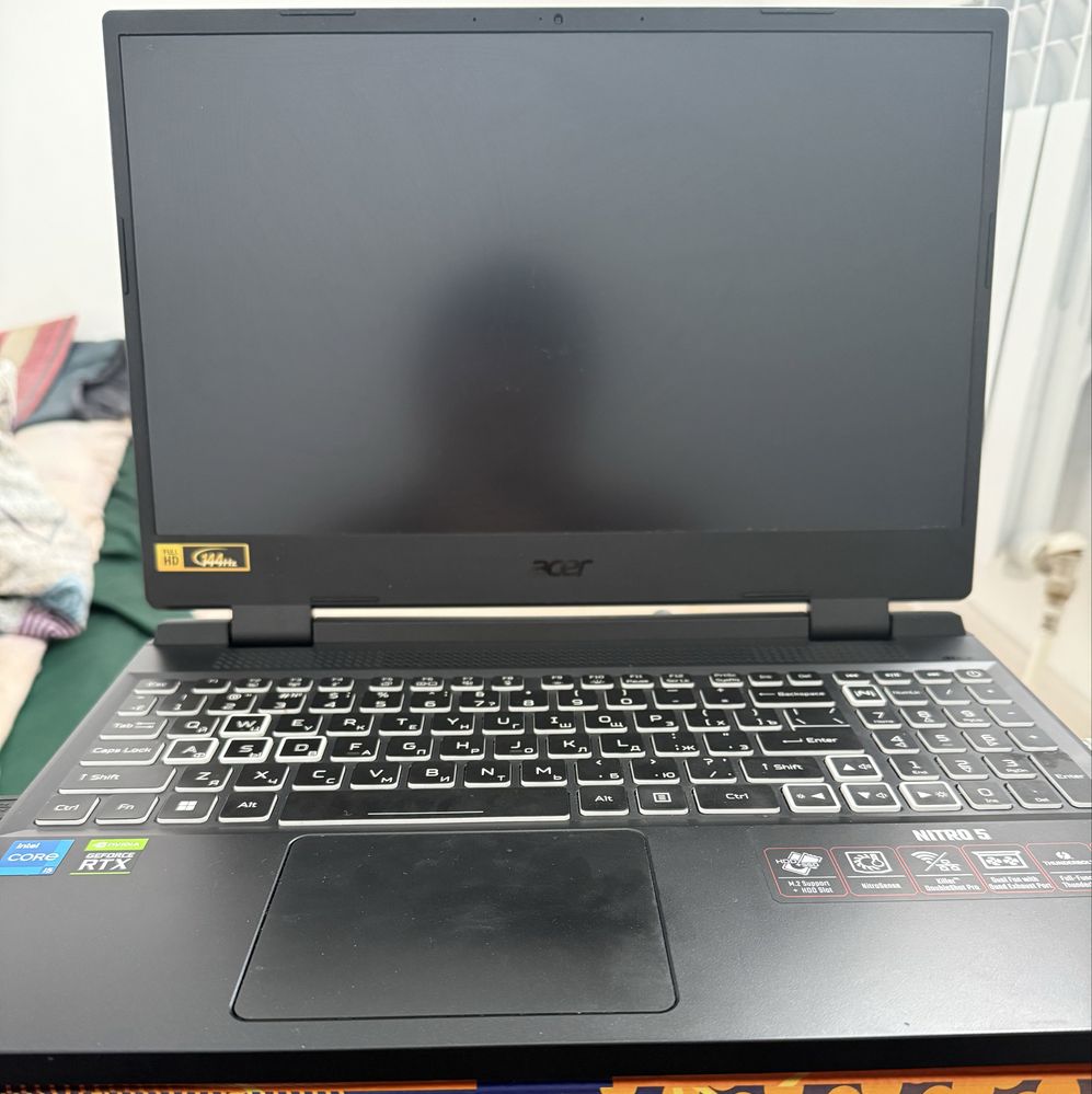 Продам игровой ноутбук Acer, в отличном сост.
