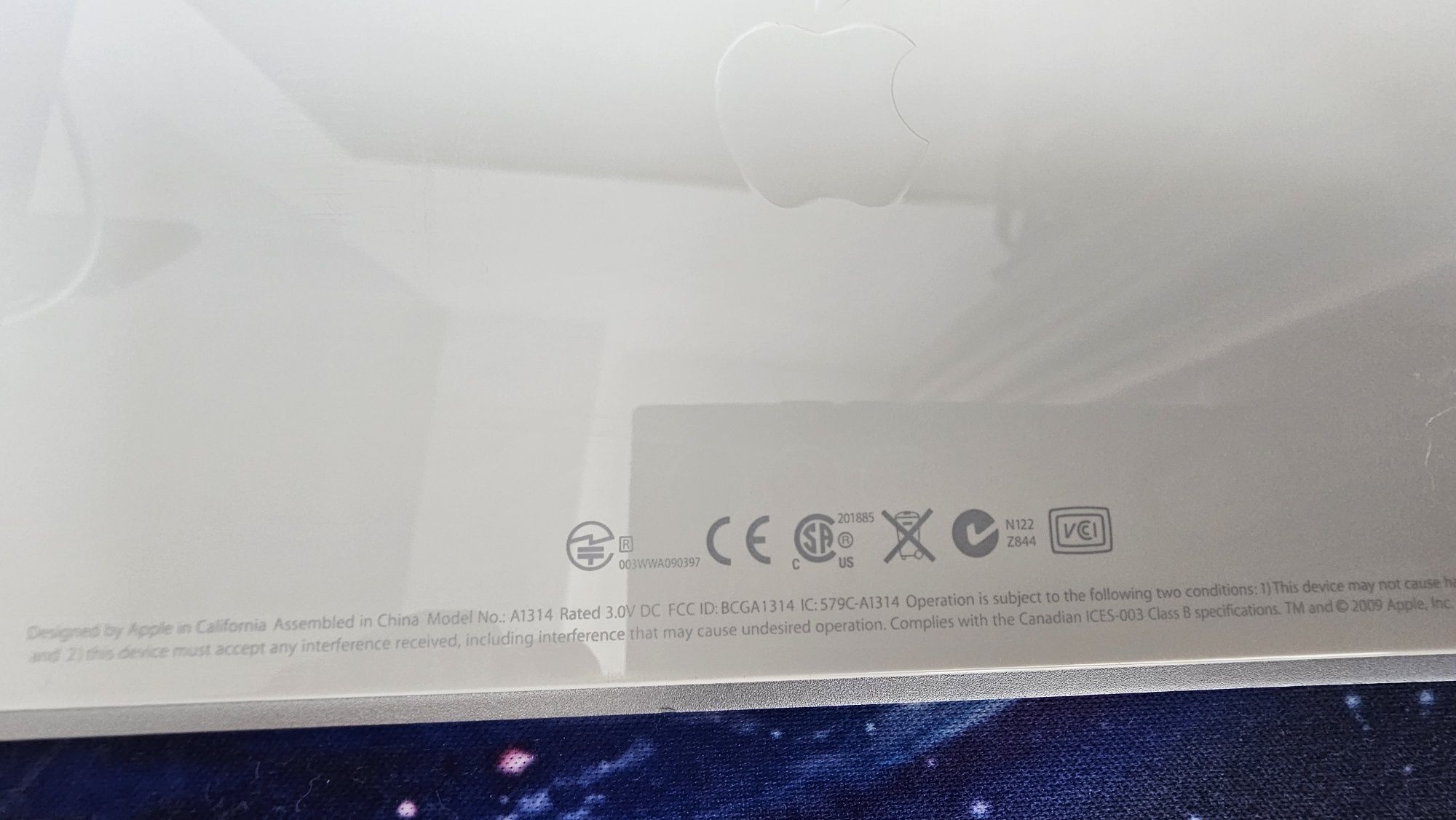 Apple magic keyboard + mouse