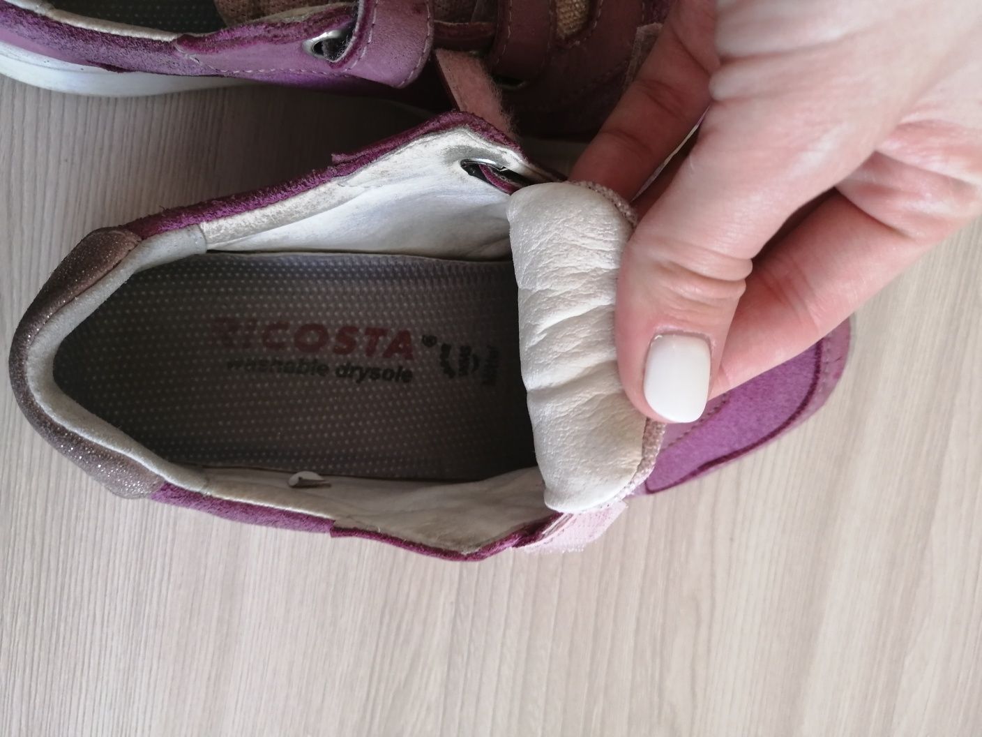 Кроссовки на девочку. Размер 30. Кожа, замш.