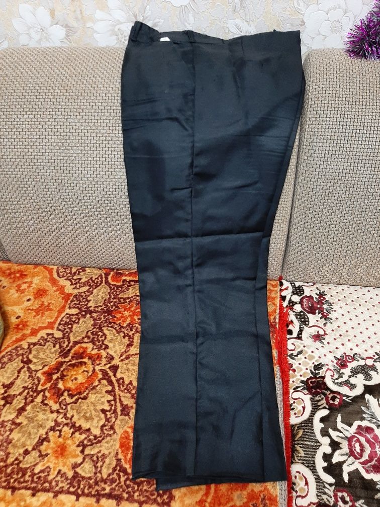 Продам черную спецформу охранника