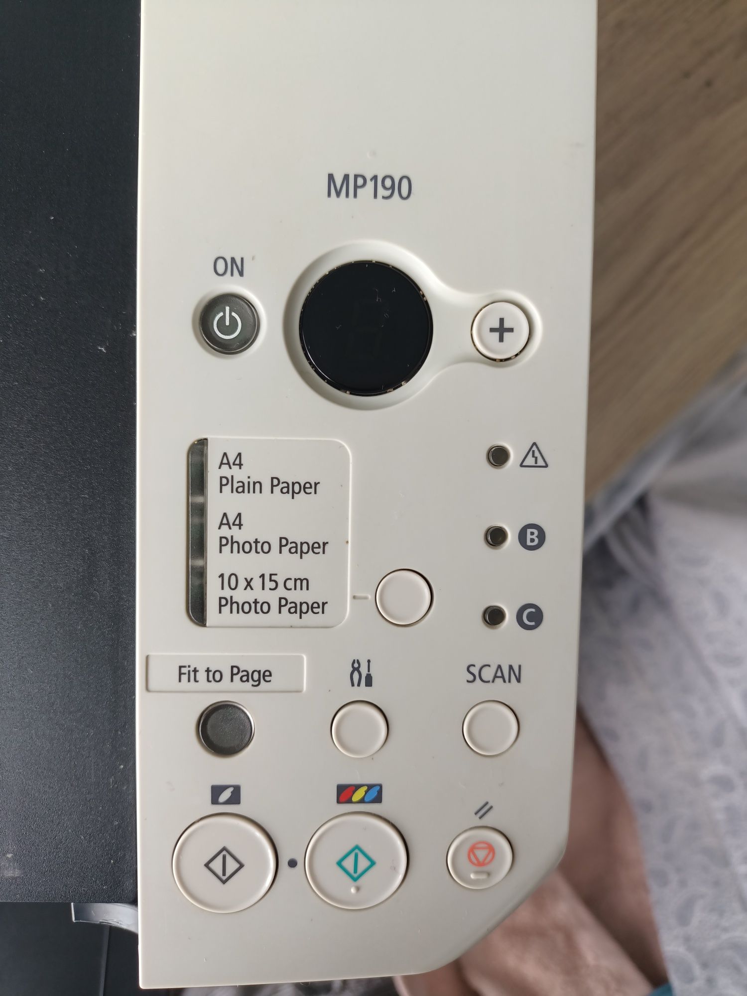 Продам МФУ ( принтер,сканер,копир)