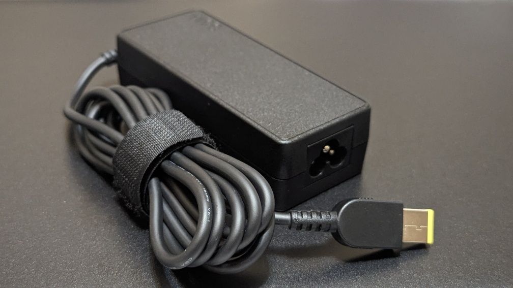 Блок питания Lenovo 65W (Новый)