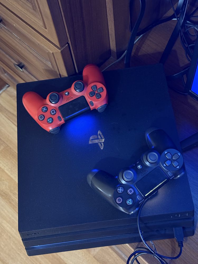 Продам Ps4 Pro 4К