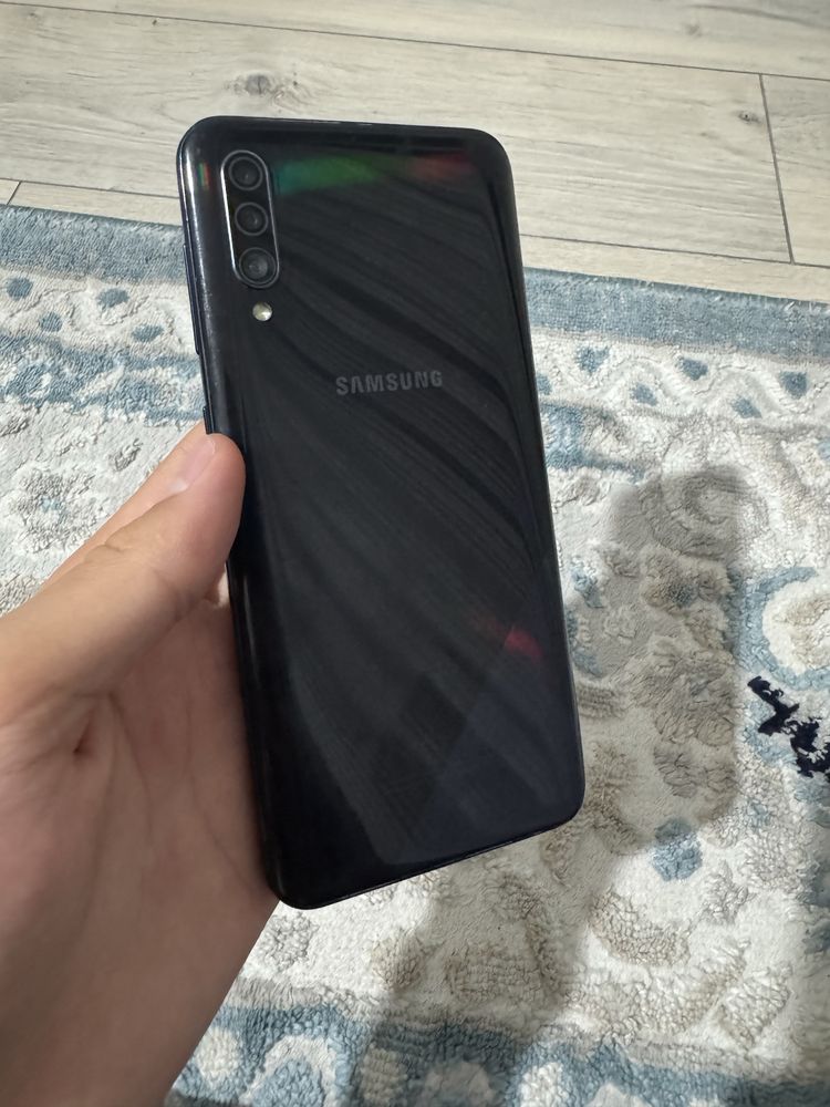 Samsung a30s телефон