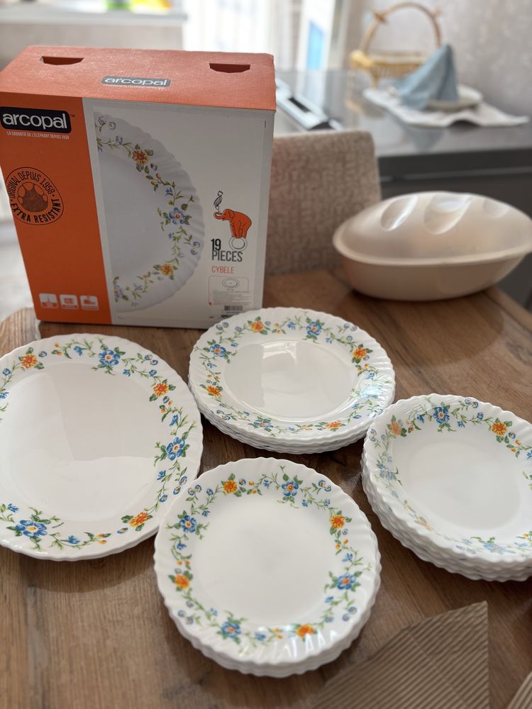 Сервиз Luminarc Arcopal с нежным дизайном