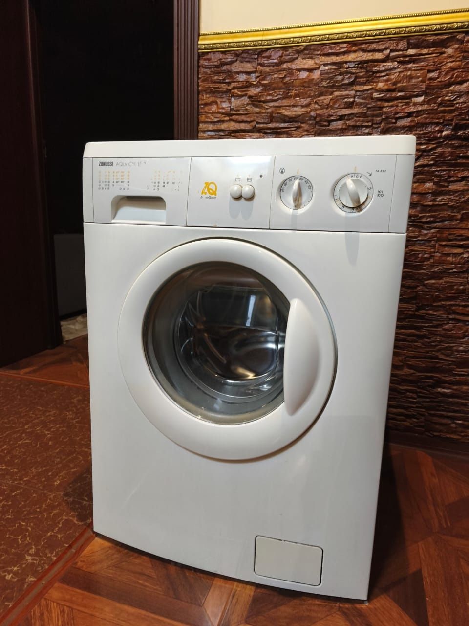 Стиральная машина Zanussi