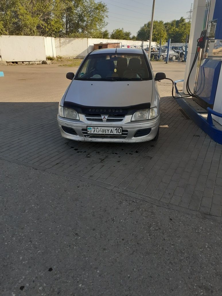 Митсубиси спэйс стар