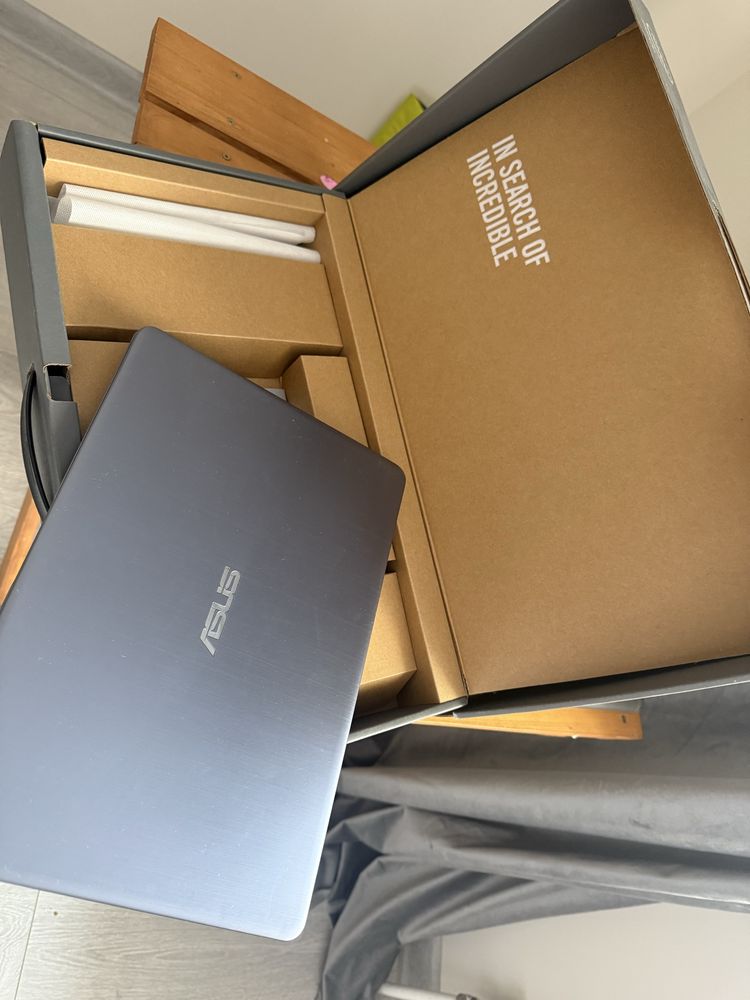 Ноутбук Asus vivobook S405U