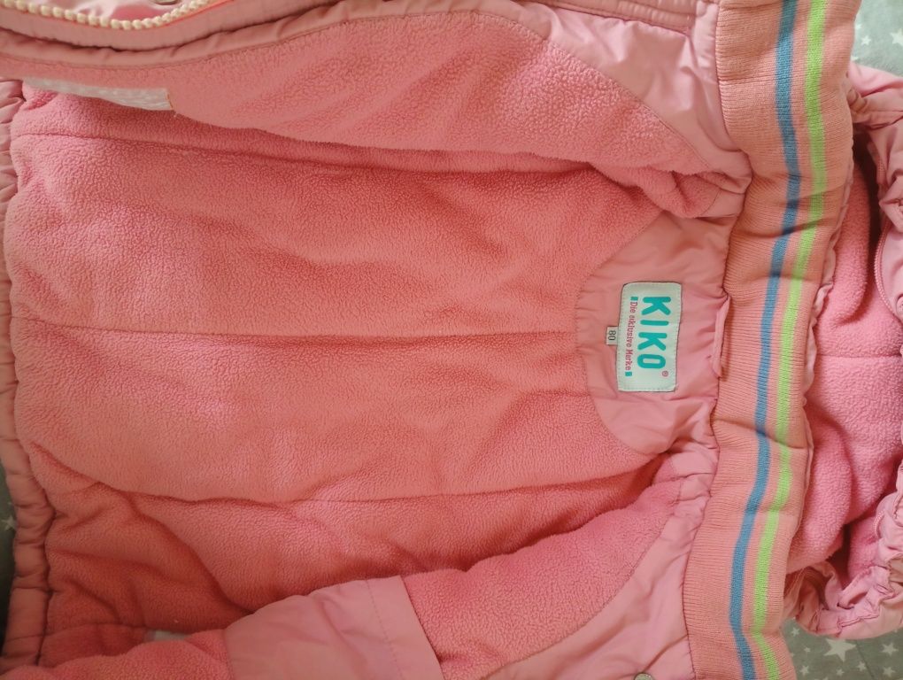 Продам зимний комбинезон для девочки