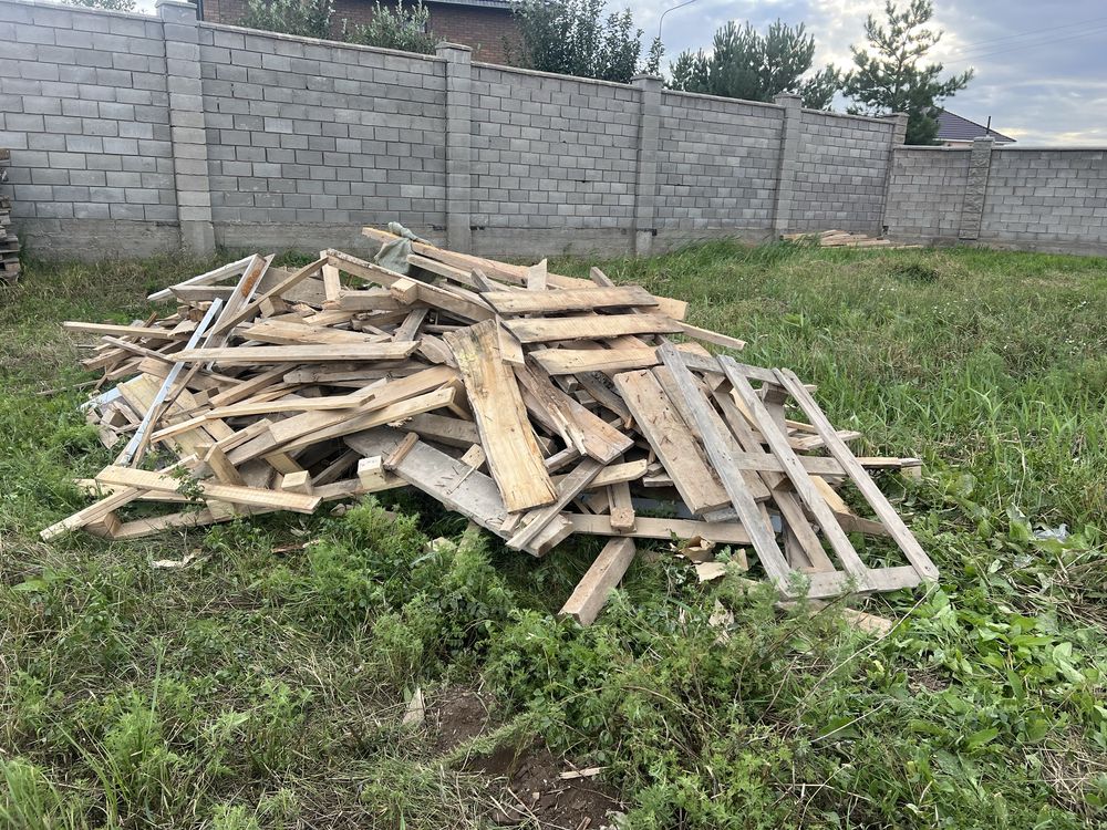 Дрова на зиму.