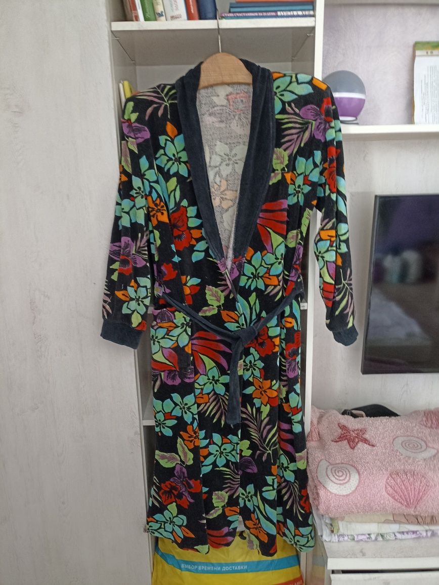 Продам женский халат