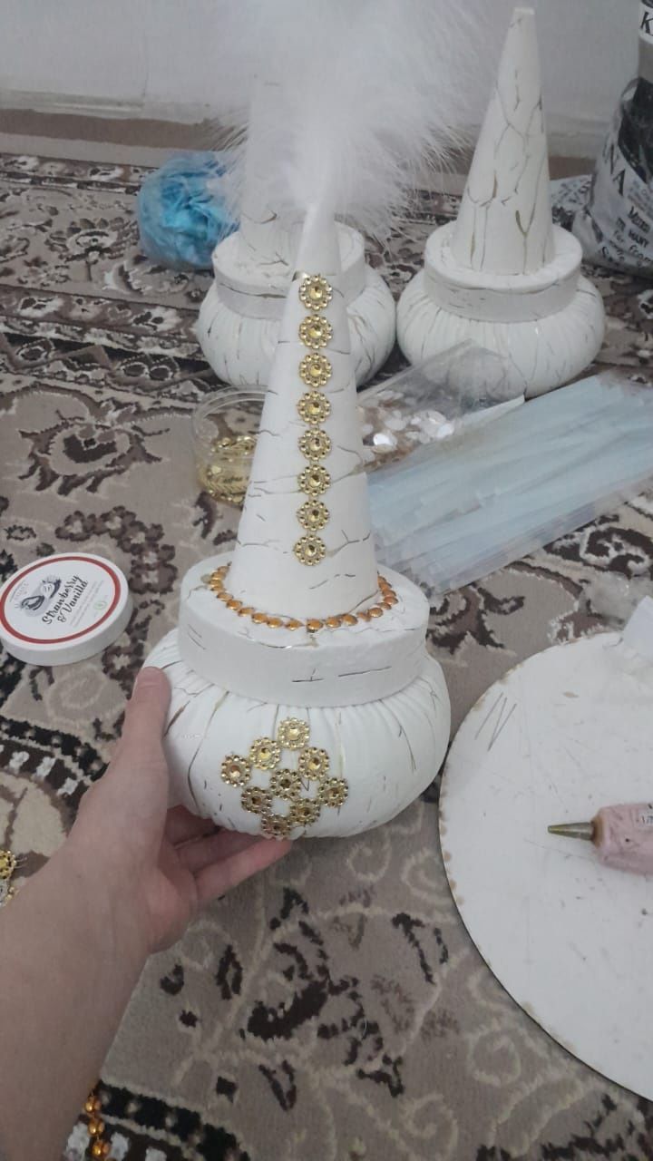 Продам  сәукеле сырға салу