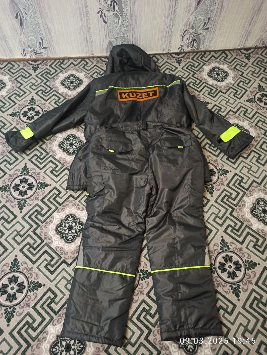 Продам зимнюю форму охранника