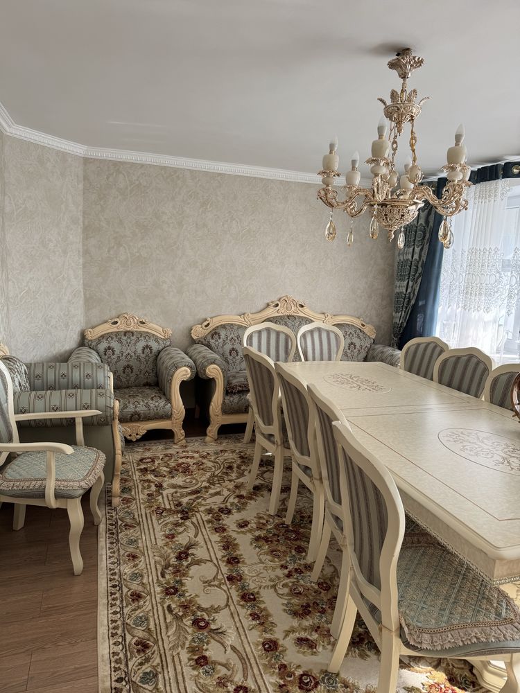 Бастилия . Продается квартира.