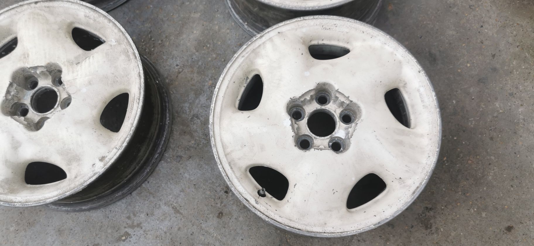 Диски R15 5x100 toyota