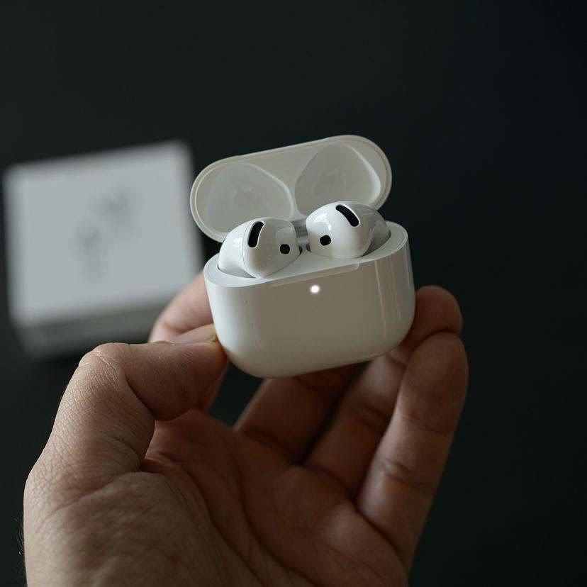 AirPods, airpods pro, airpods 2, airpods 4, айрподс, айрподс 4, айрпод