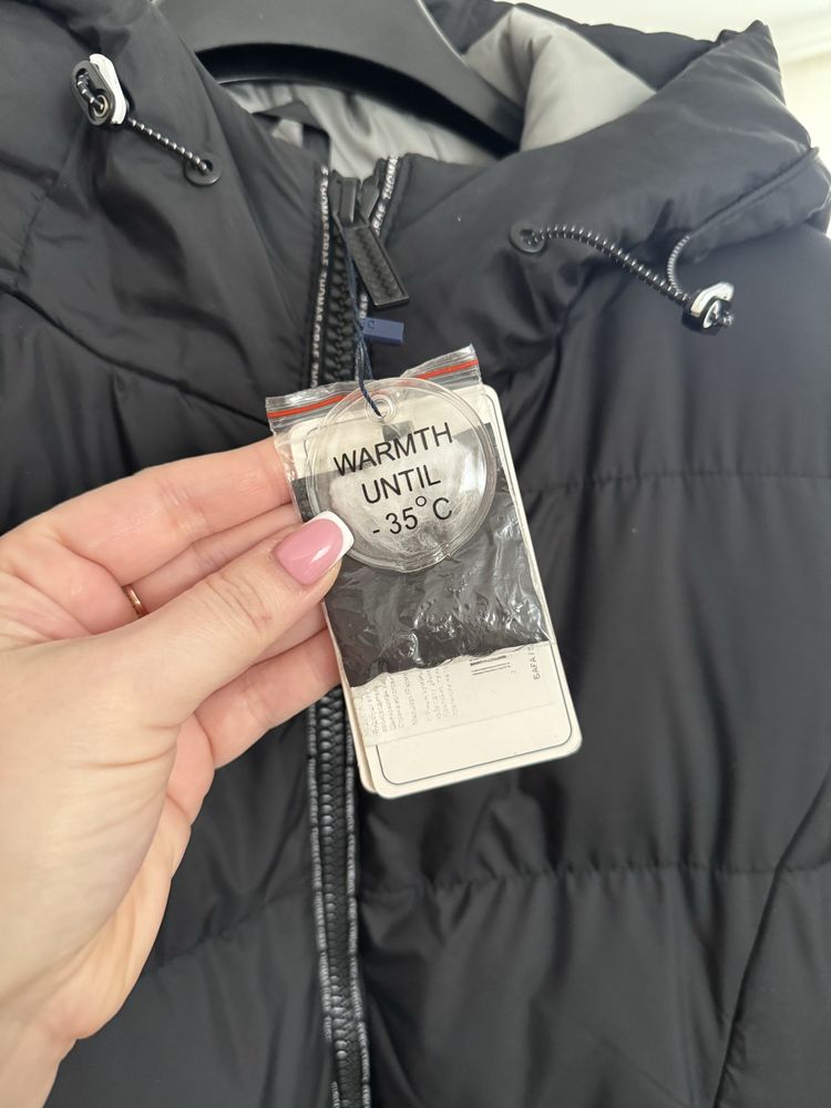 Продам зимний пуховик