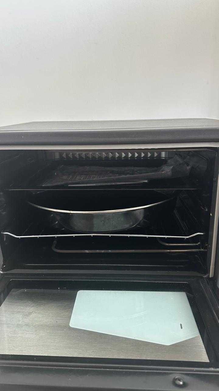 Продам духовку электрическую