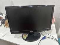 Продам монитор LG офисный
