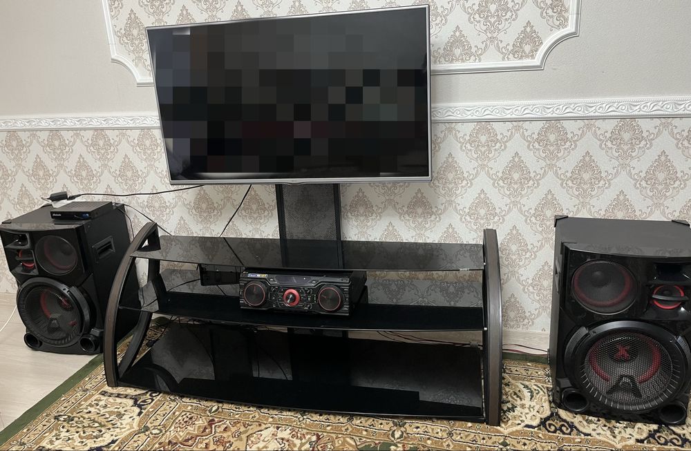 Подставка для телевизора