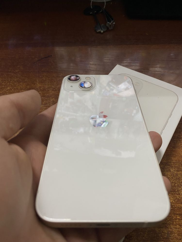 iPhone 13 белый идеал новый