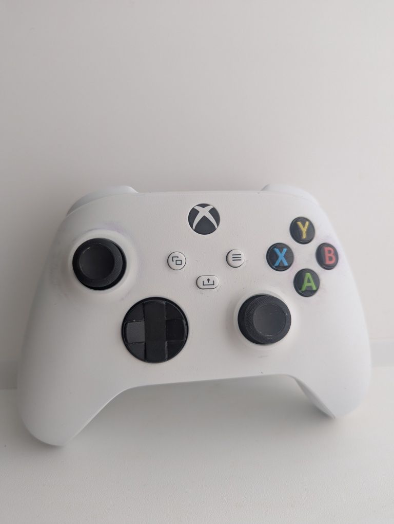 Xbox Series S + геймпад GameSir G7 SE (с датчиками Холла)