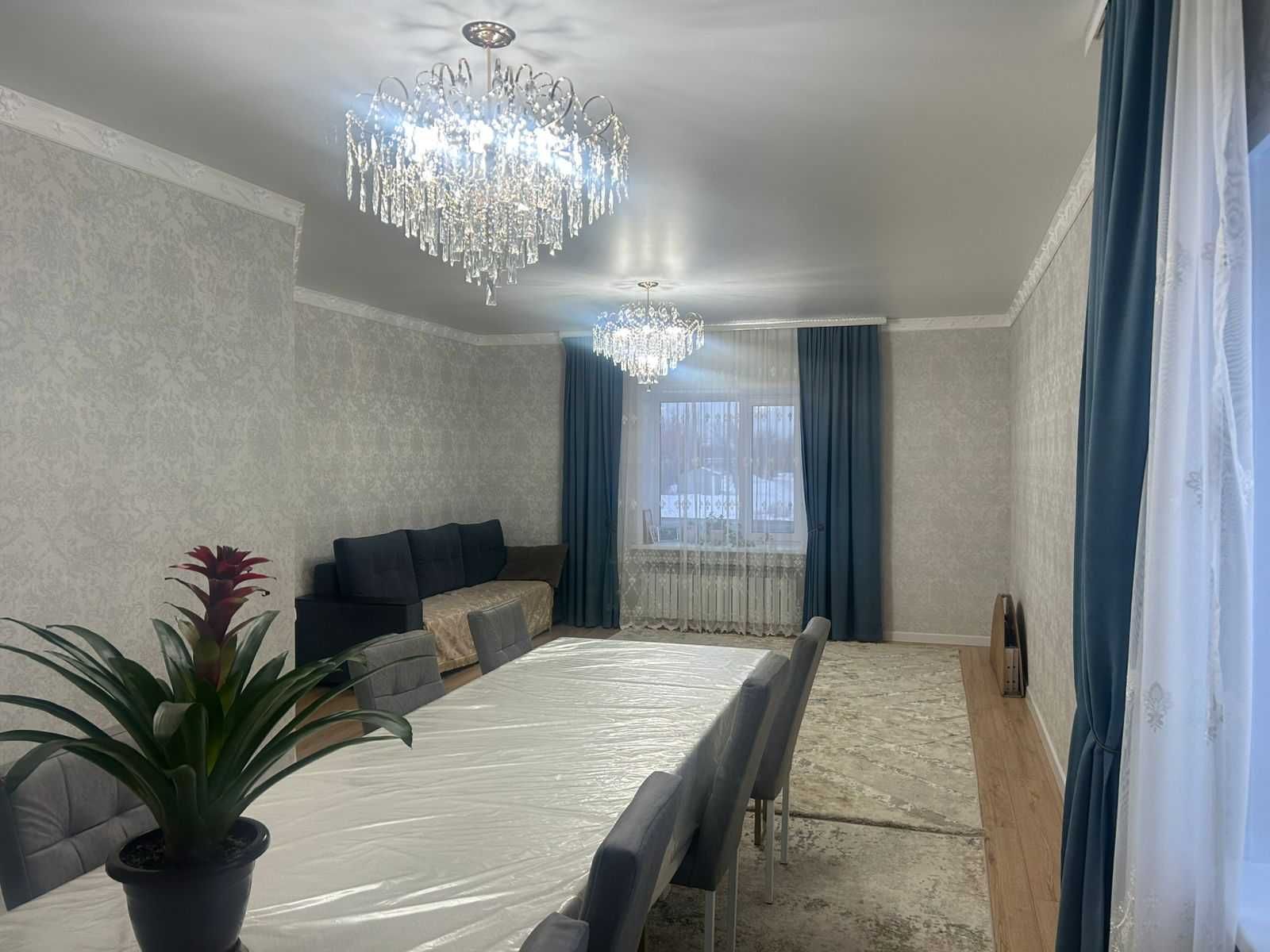 В продаже коттедж, двухуровневый дом 330 кв.м.