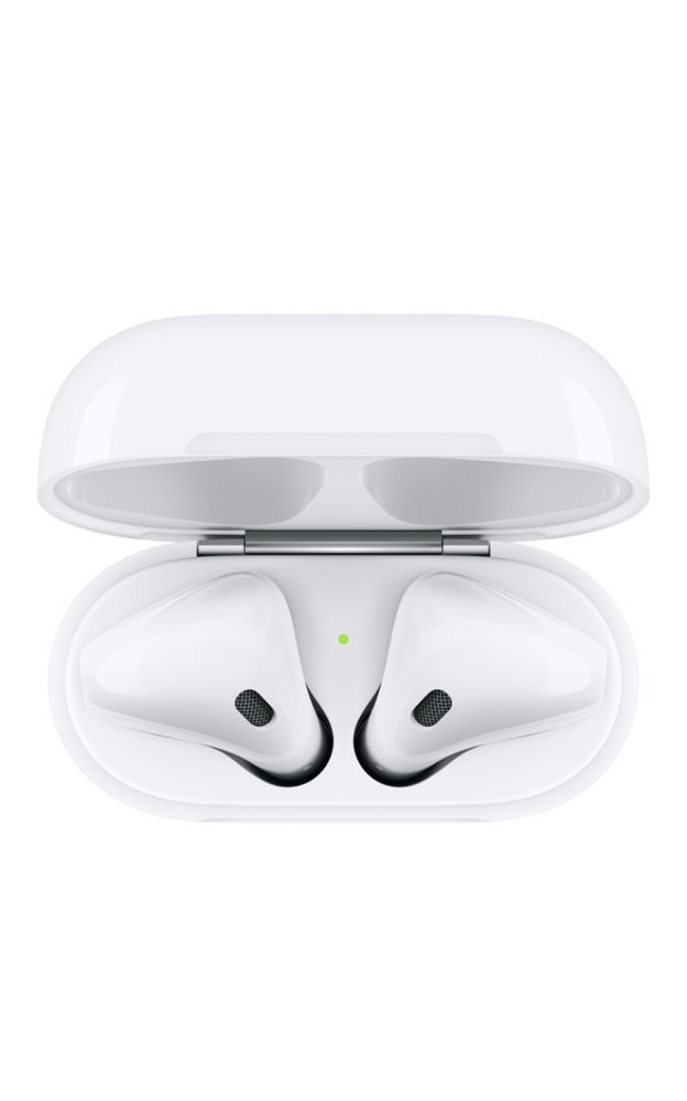 Apple AirPods with Charging Case белый