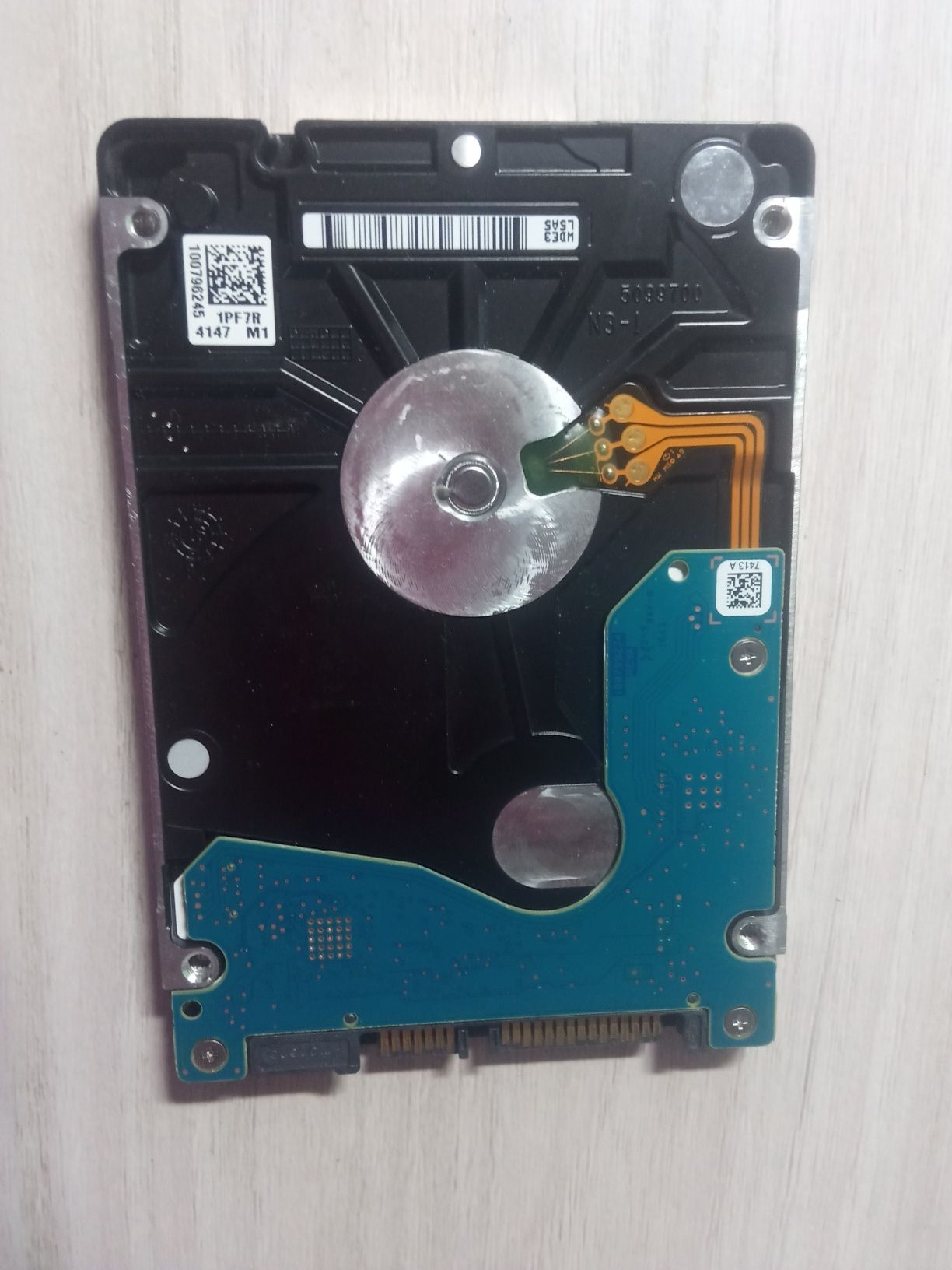 Продам жёсткий диск Seagate 1tb