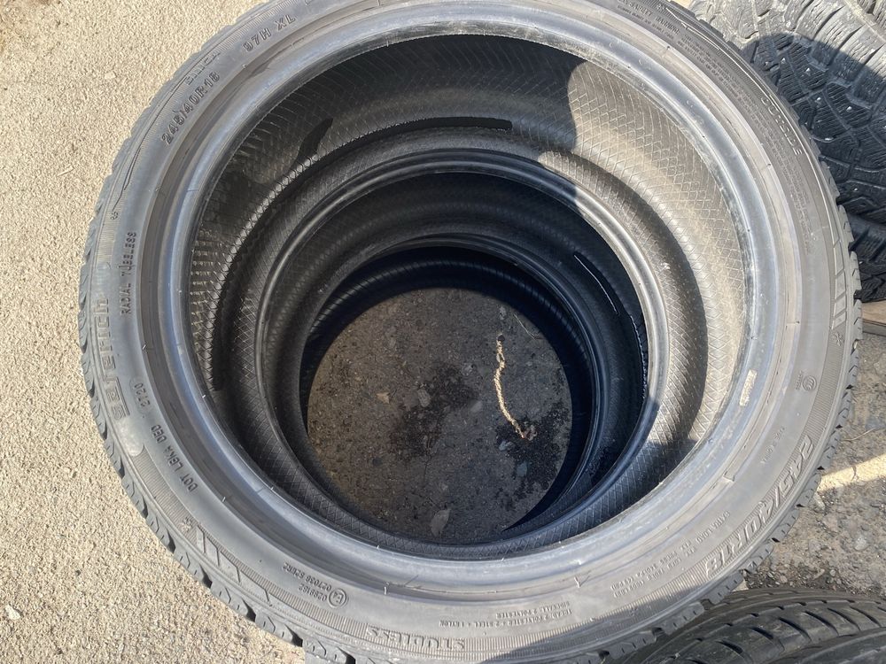 Комплект зимние разноширокие шины 255/40/18 245/40/18 255/40R18.