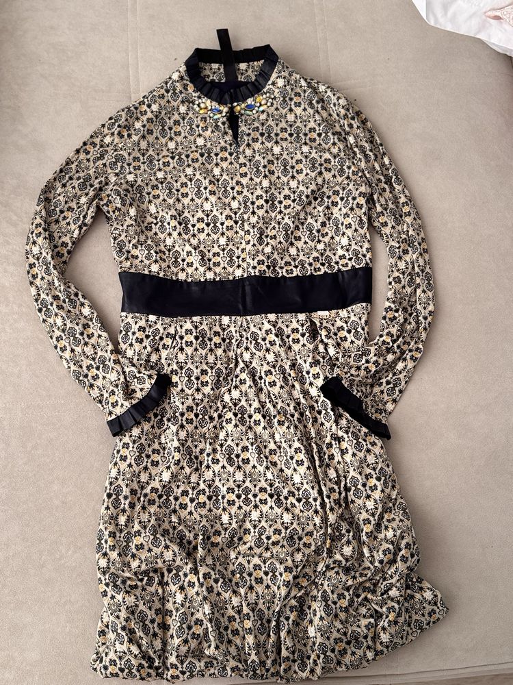 Продам  платье длинное