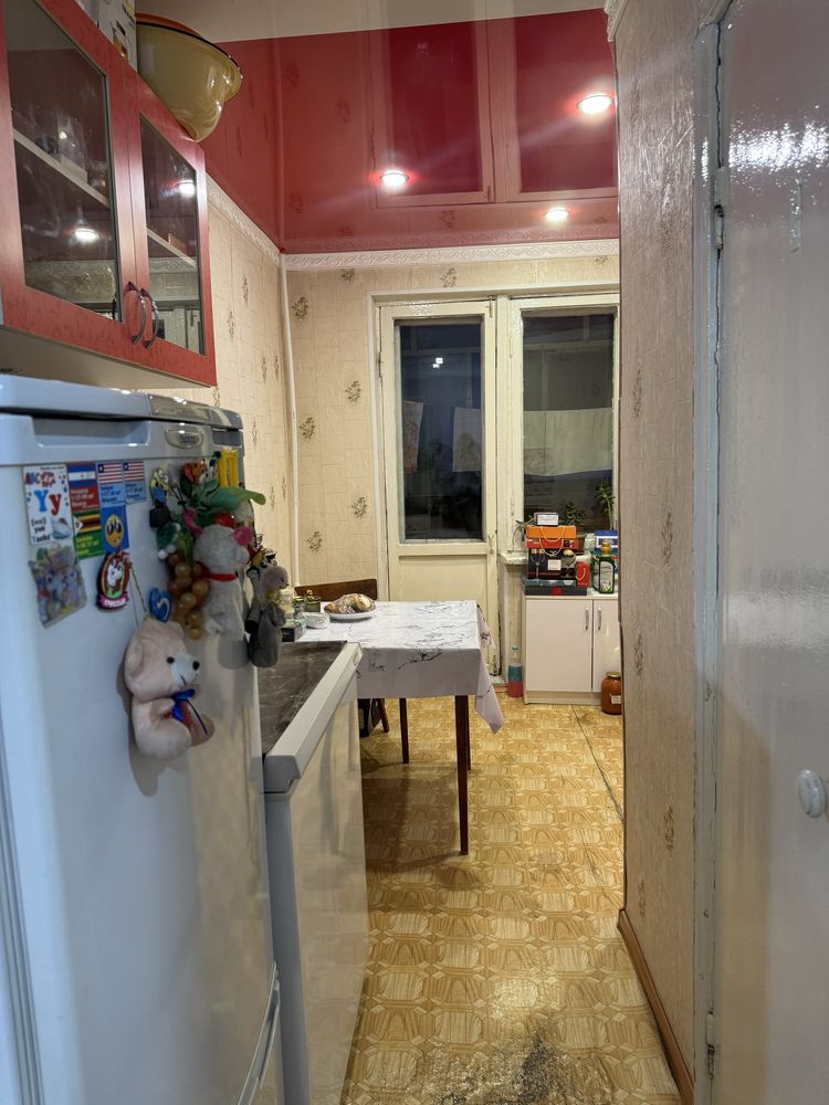 Продам 2-комнатную квартиру в центре