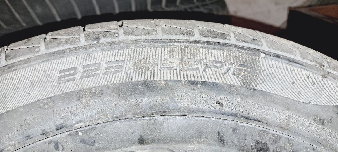 Продам диски с шинами