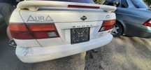 Nissan sunny 1997 1,6 л