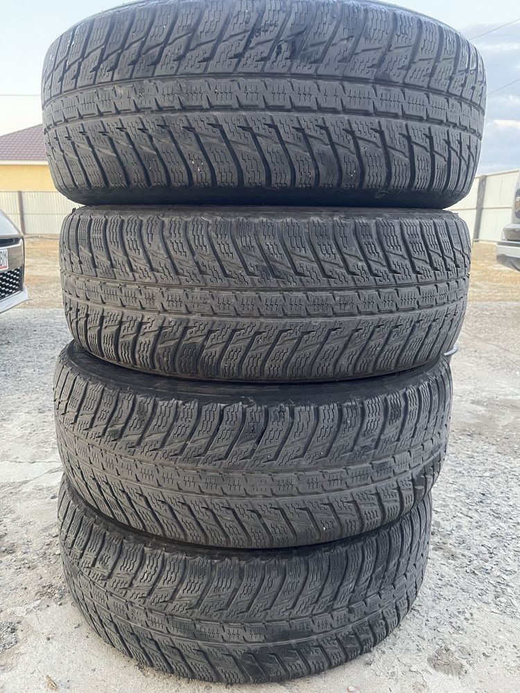 Продам шины NOKIAN