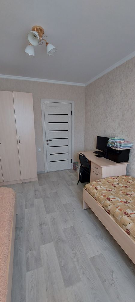 Продам 5 комнатную квартиру