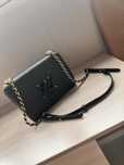Продаю оригинальную сумку Louis Vuitton Twist MM