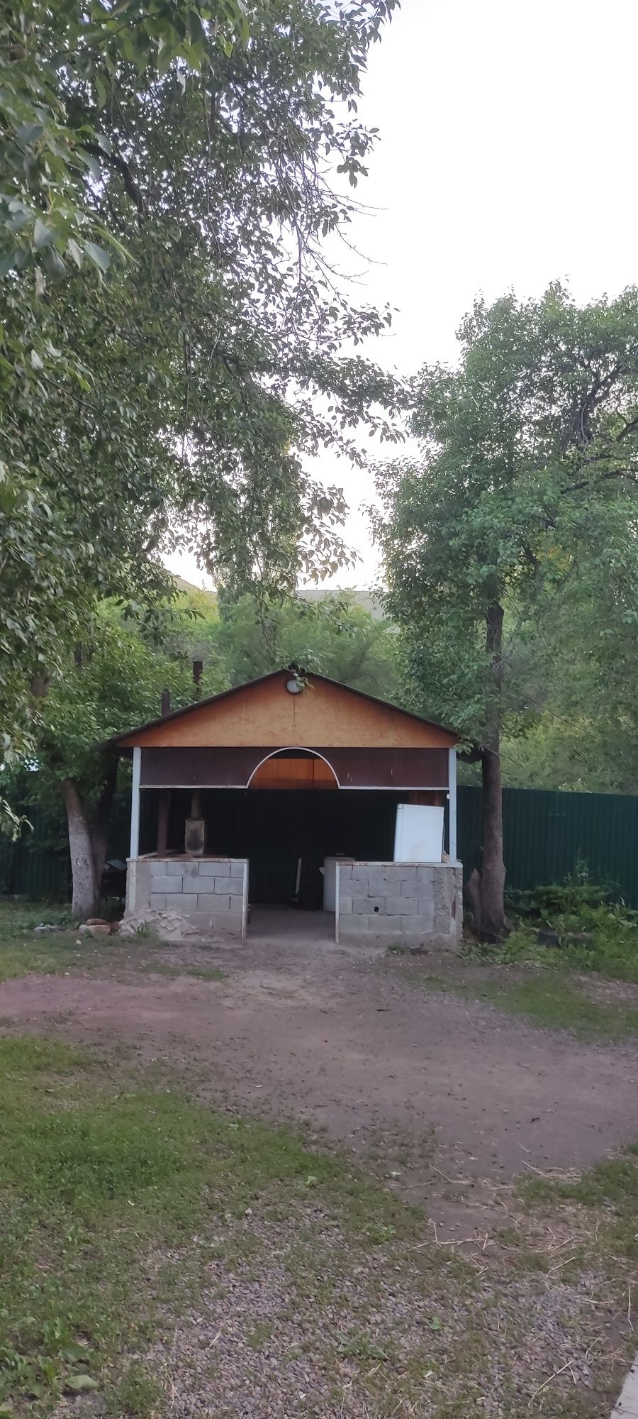 Сдам дачу посуточно на берегу горной реки